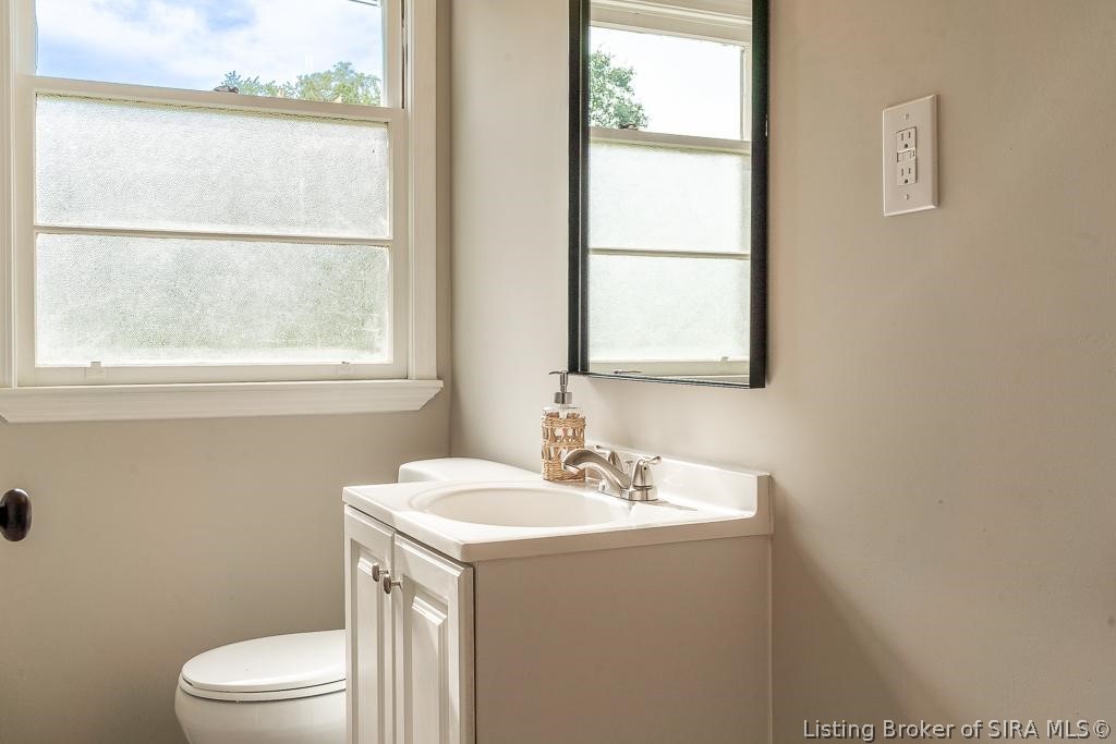 4320 Grant Line Road New Albany, IN 47150 - Photo 6 of 13 Gallery Image 6