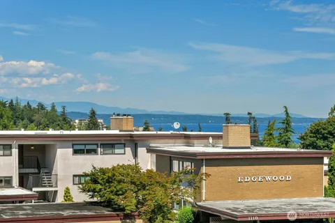 $499,950 | 1113 5th Avenue South, Unit 208, Edmonds, WA 98020