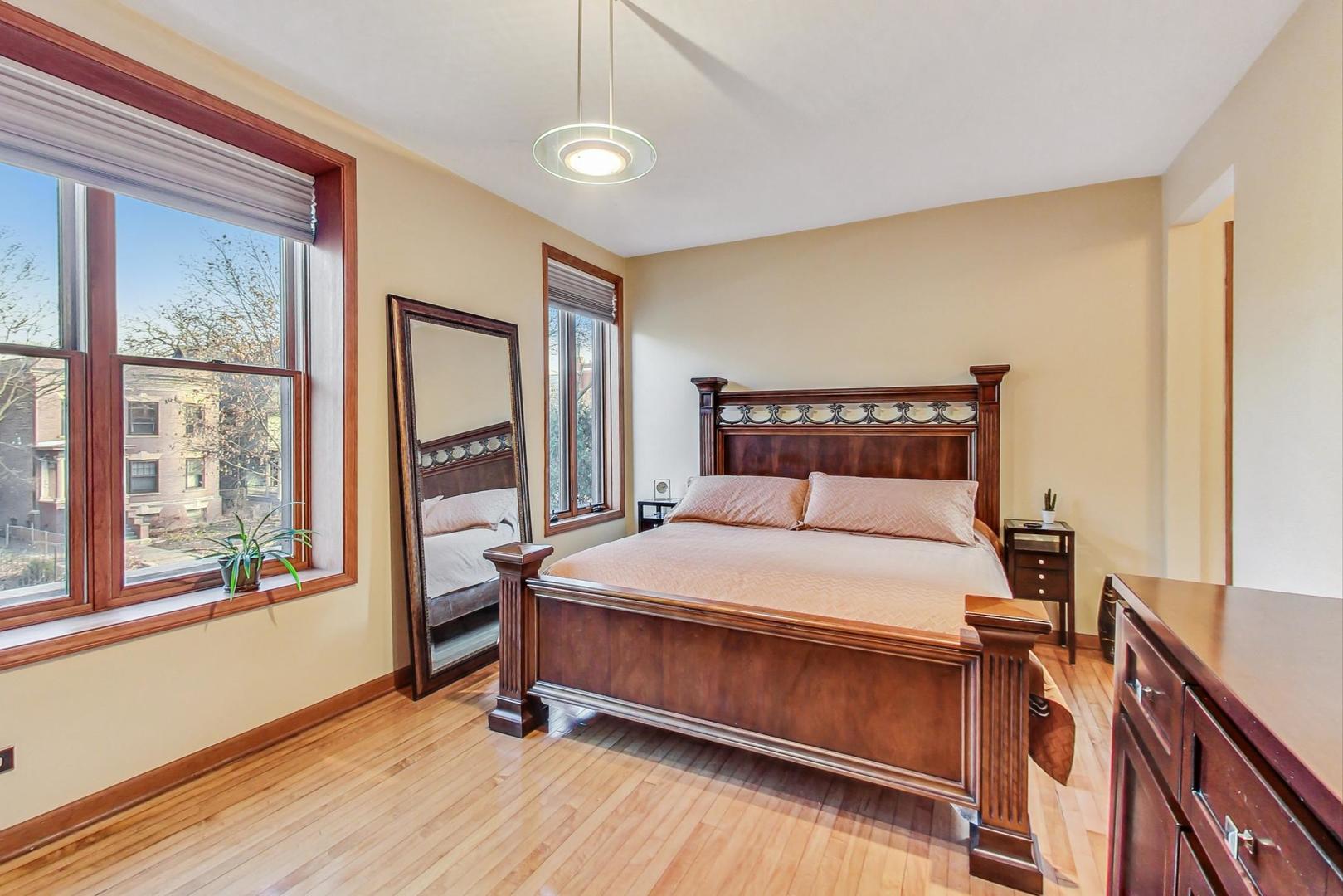 4332 North Kenmore Avenue Chicago, IL 60613 - Photo 16 of 32