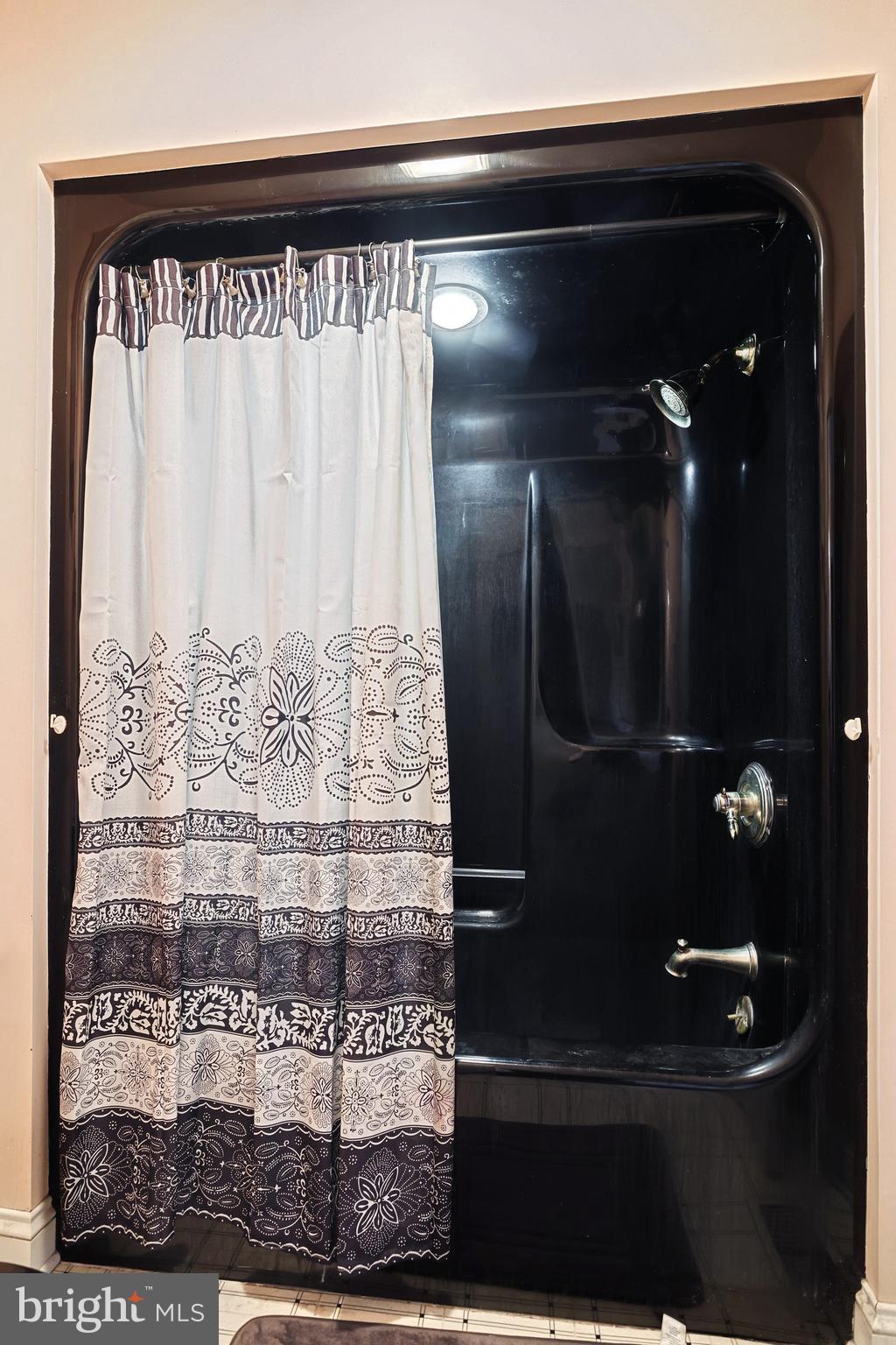 302 Pinetown Road Hanover, PA 17331 - Photo 31 of 55 a bathroom with a shower
