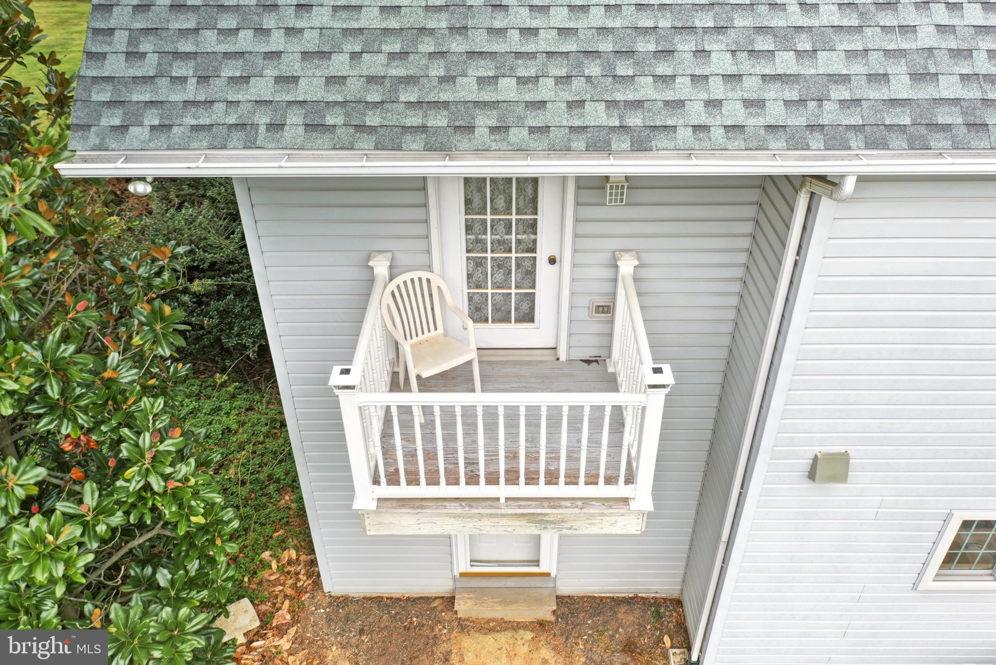 302 Pinetown Road Hanover, PA 17331 - Photo 4 of 55 a porch with a seating space