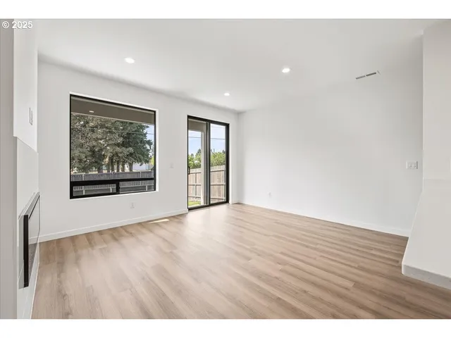 $449,900 | 5016 Northeast 113th Street, Vancouver, WA 98686