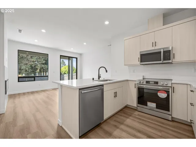 $449,900 | 5016 Northeast 113th Street, Vancouver, WA 98686