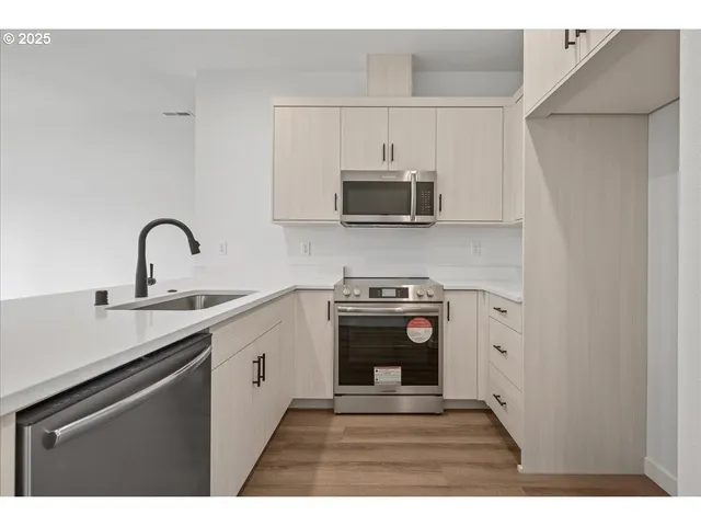 $449,900 | 5016 Northeast 113th Street, Vancouver, WA 98686