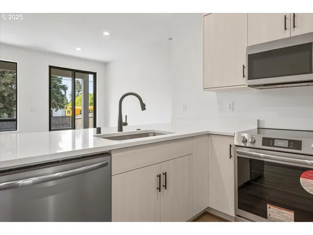 $449,900 | 5016 Northeast 113th Street, Vancouver, WA 98686