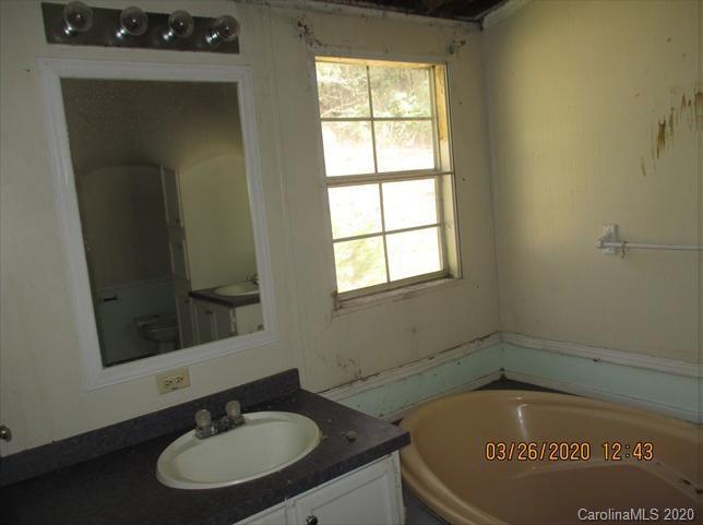 277 Ralph Kephart Drive Murphy, NC 28906 - Photo 12 of 13 Gallery Image 12