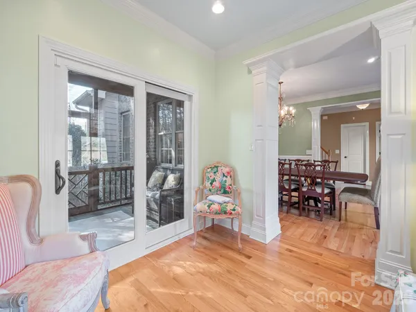 $998,000 | 4852 Brookridge Drive Northeast, Hickory, NC 28601