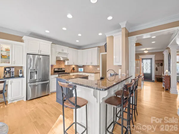 $998,000 | 4852 Brookridge Drive Northeast, Hickory, NC 28601