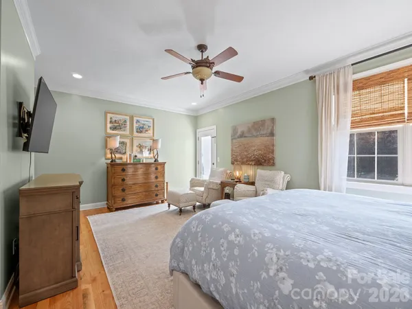 $998,000 | 4852 Brookridge Drive Northeast, Hickory, NC 28601