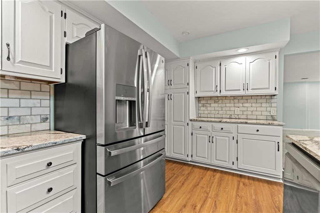 5880 Clare Road Shawnee, KS 66226 - Photo 13 of 50