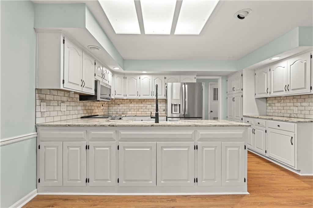 5880 Clare Road Shawnee, KS 66226 - Photo 16 of 50