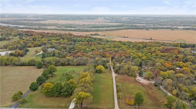 $550,000 | 5880 Clare Road, Shawnee, KS 66226