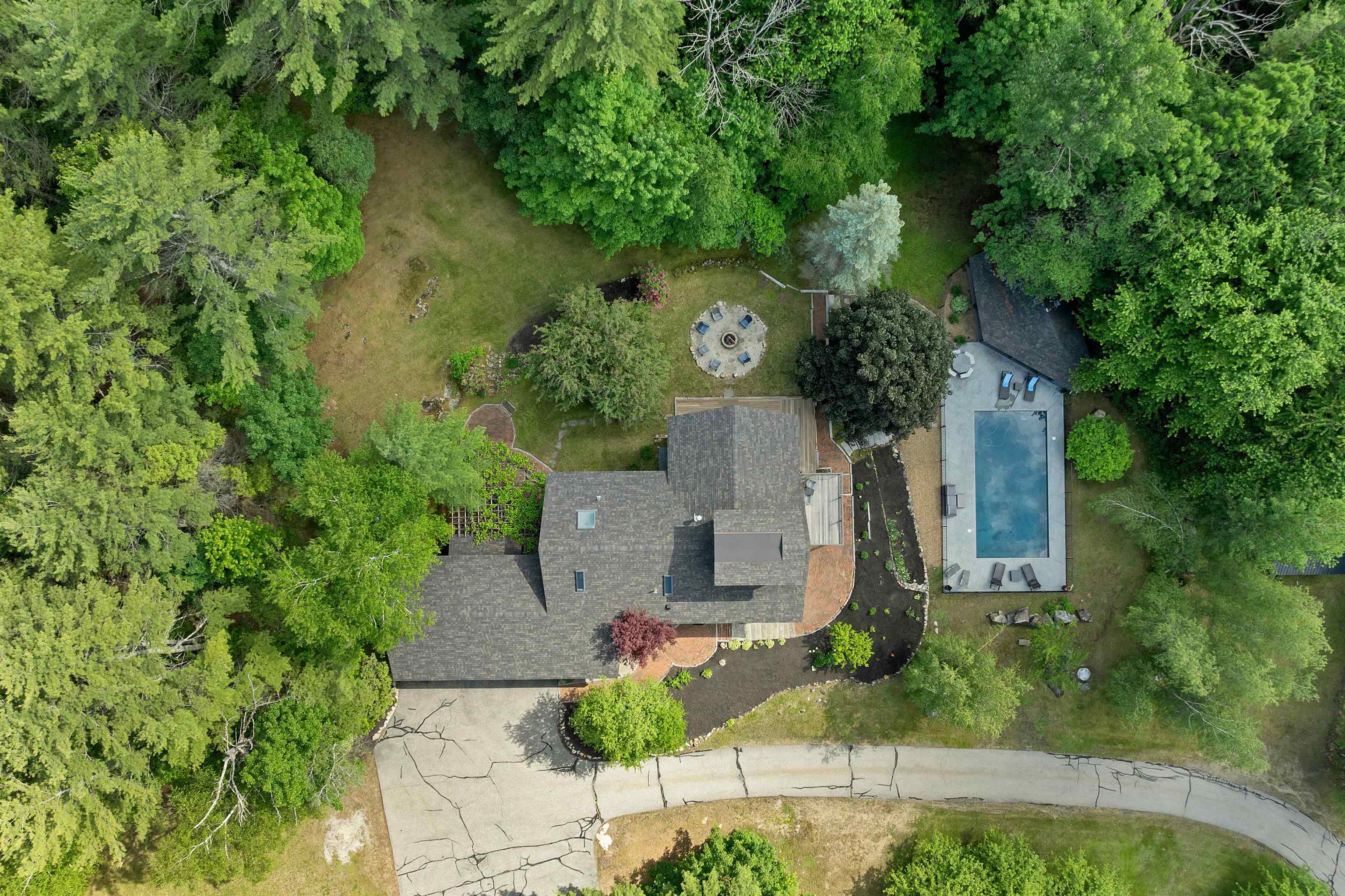 11 Tracy Way Meredith, NH 03253 - Photo 5 of 60