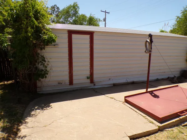 $155,000 | 716 Collier Drive, Spearman, TX 79081