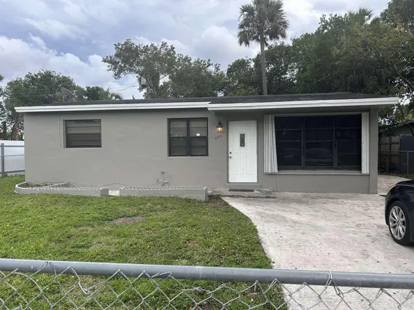 $3,200 | 3370 Northwest 8th Place, Lauderhill, FL 33311