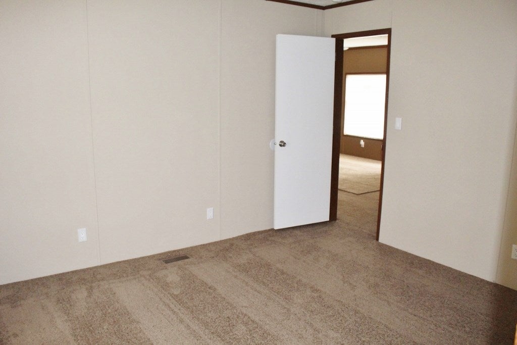 126 Ridgeview Drive Milton, WV 25541 - Photo 13 of 27 Gallery Image 13