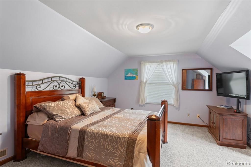 319 Riddle Street Howell, MI 48843 - Photo 36 of 45