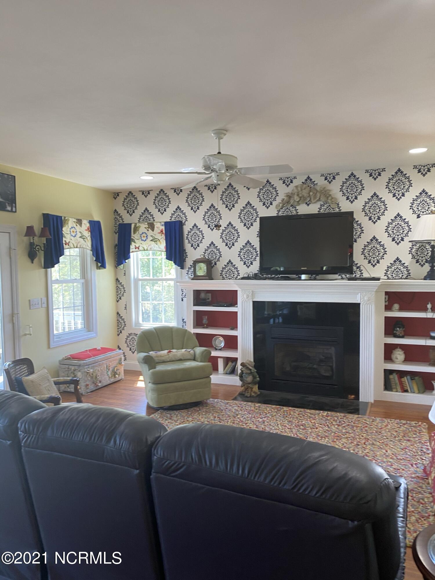 105 Overlook Road Chocowinity, NC 27817 - Photo 16 of 134 IMG_2057