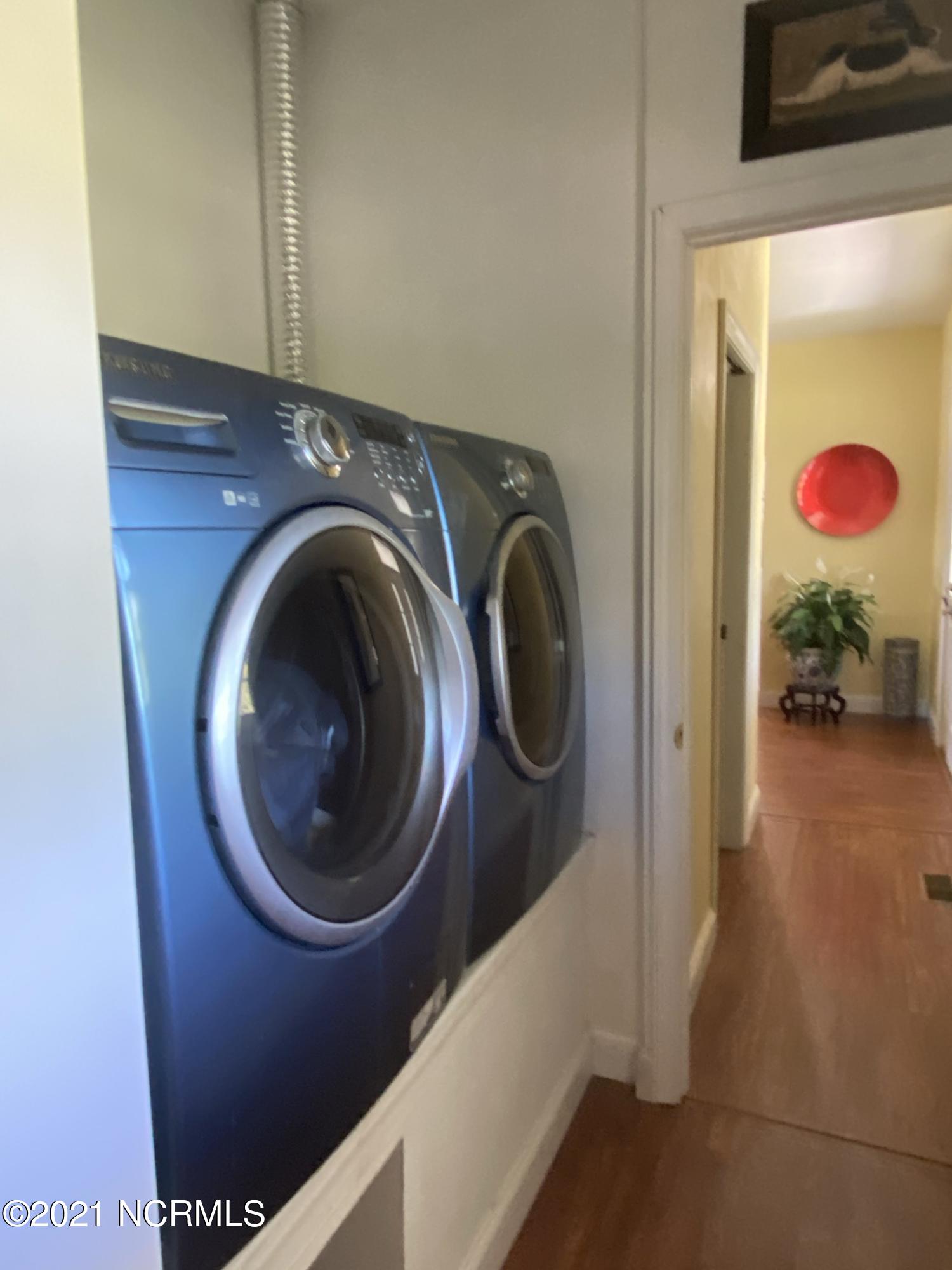 105 Overlook Road Chocowinity, NC 27817 - Photo 39 of 134 laundry