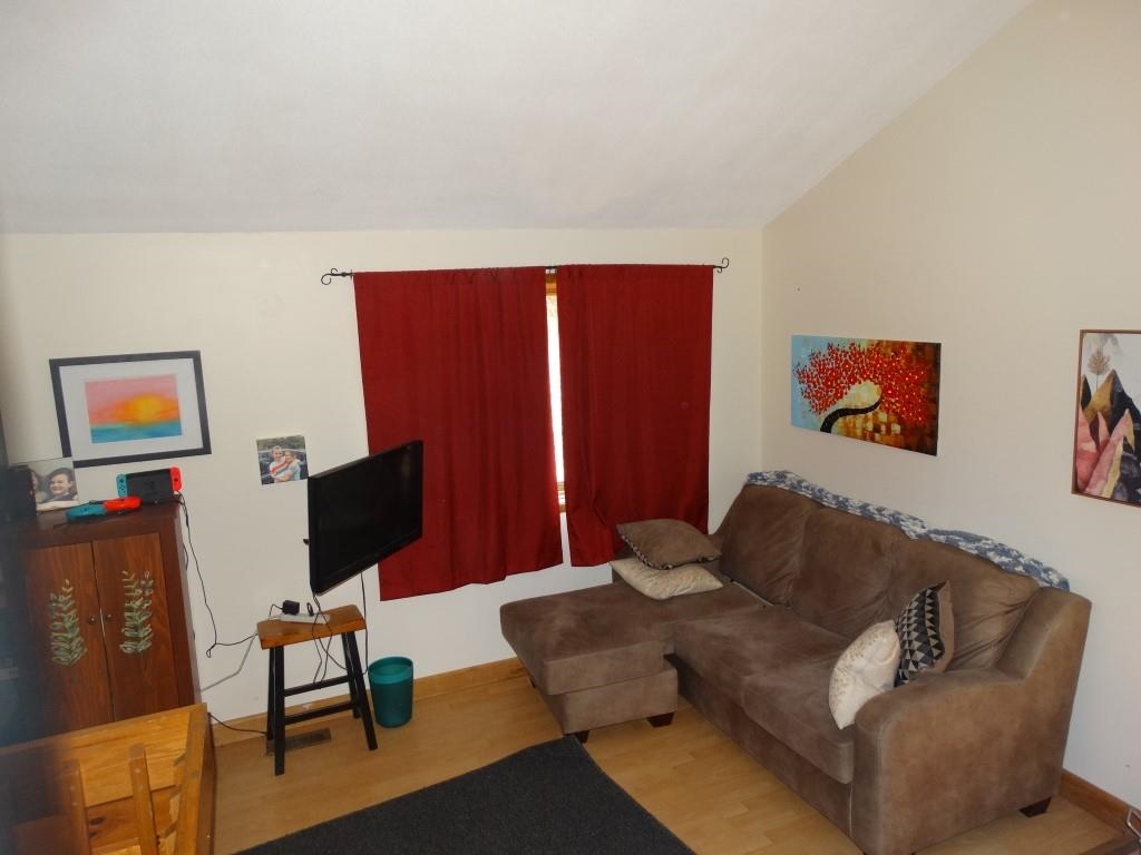 29 Trotter Road Swanzey, NH 03446 - Photo 3 of 5