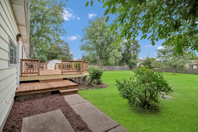 $369,000 | 2N643 Diane Avenue, Glendale Heights, IL 60139