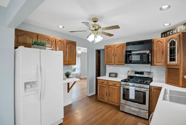 $369,000 | 2N643 Diane Avenue, Glendale Heights, IL 60139