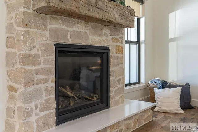 $1,499,000 | 4887 North Sunset Drive, Iona, ID 83427