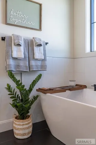 $1,499,000 | 4887 North Sunset Drive, Iona, ID 83427