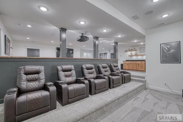 $1,499,000 | 4887 North Sunset Drive, Iona, ID 83427