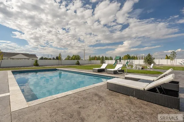 $1,499,000 | 4887 North Sunset Drive, Iona, ID 83427