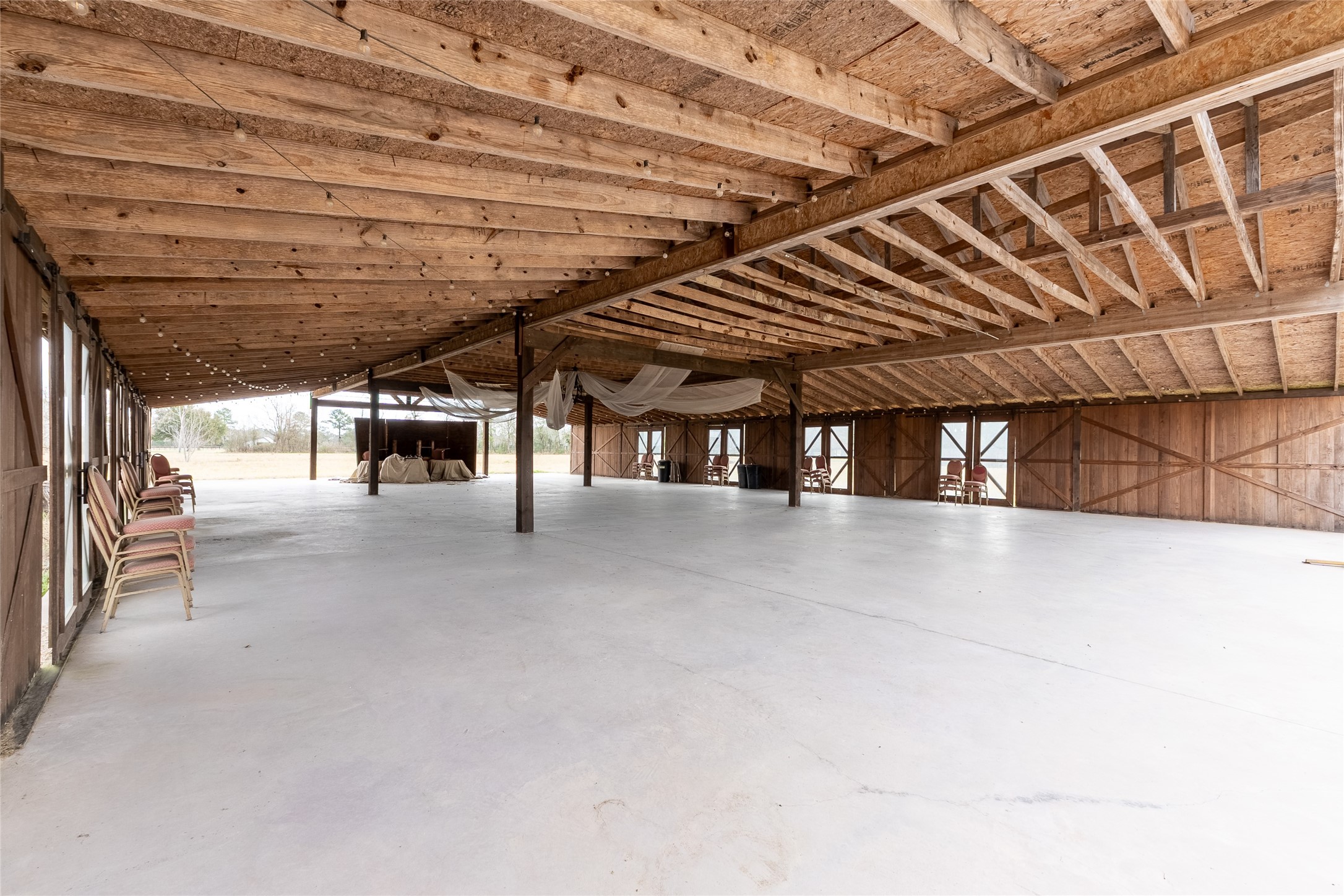 105 County Road 2239 Cleveland, TX 77327 - Photo 27 of 28