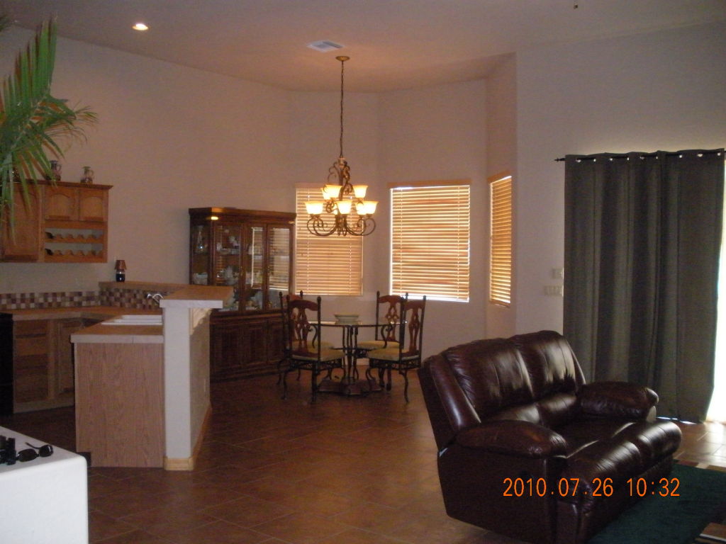 719 South Mountain View Road Apache Junction, AZ 85119 - Photo 12 of 34 Great Room
