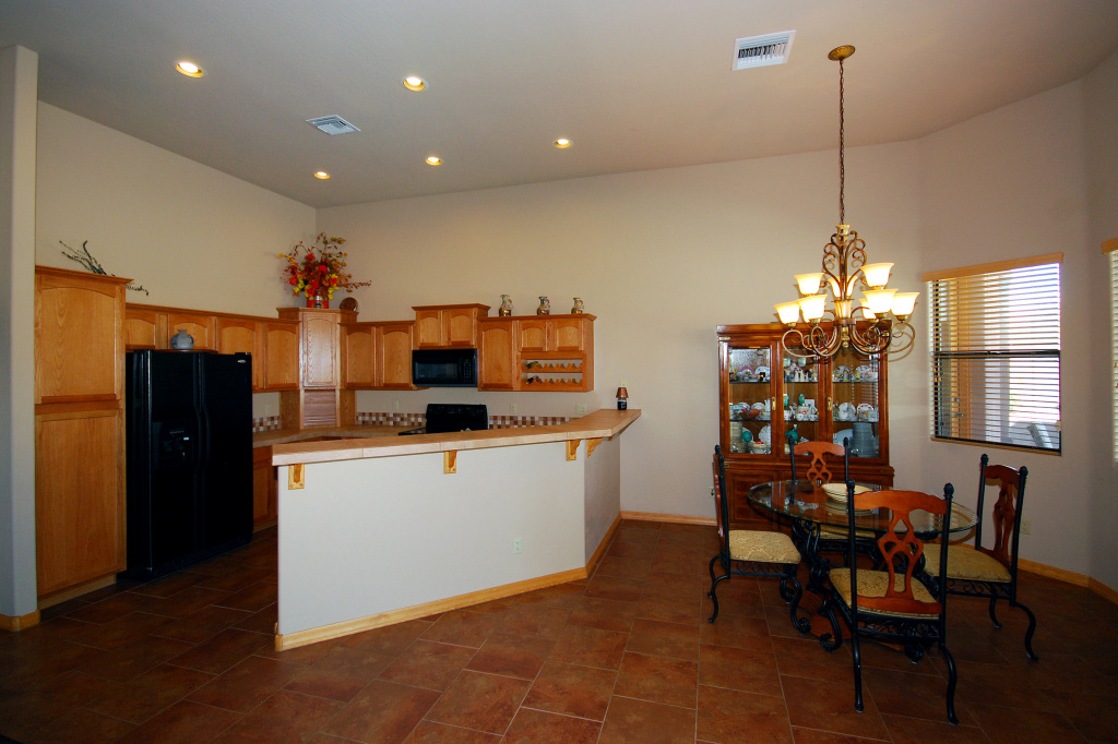 719 South Mountain View Road Apache Junction, AZ 85119 - Photo 2 of 34 Kitchen and Great Room