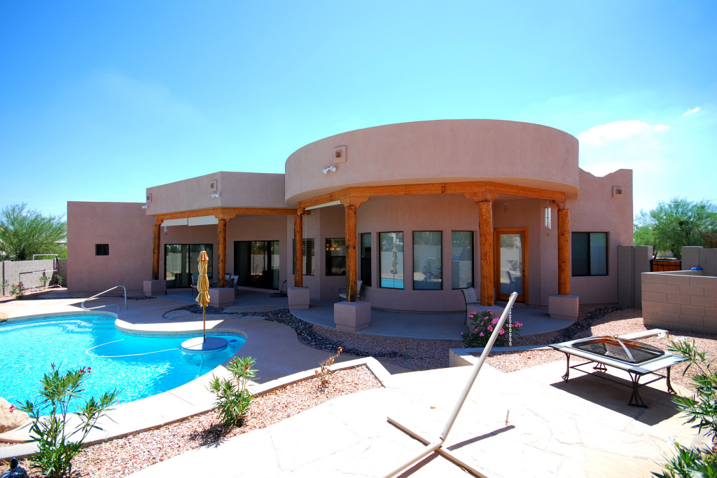 719 South Mountain View Road Apache Junction, AZ 85119 - Photo 3 of 34 covered patio with pool
