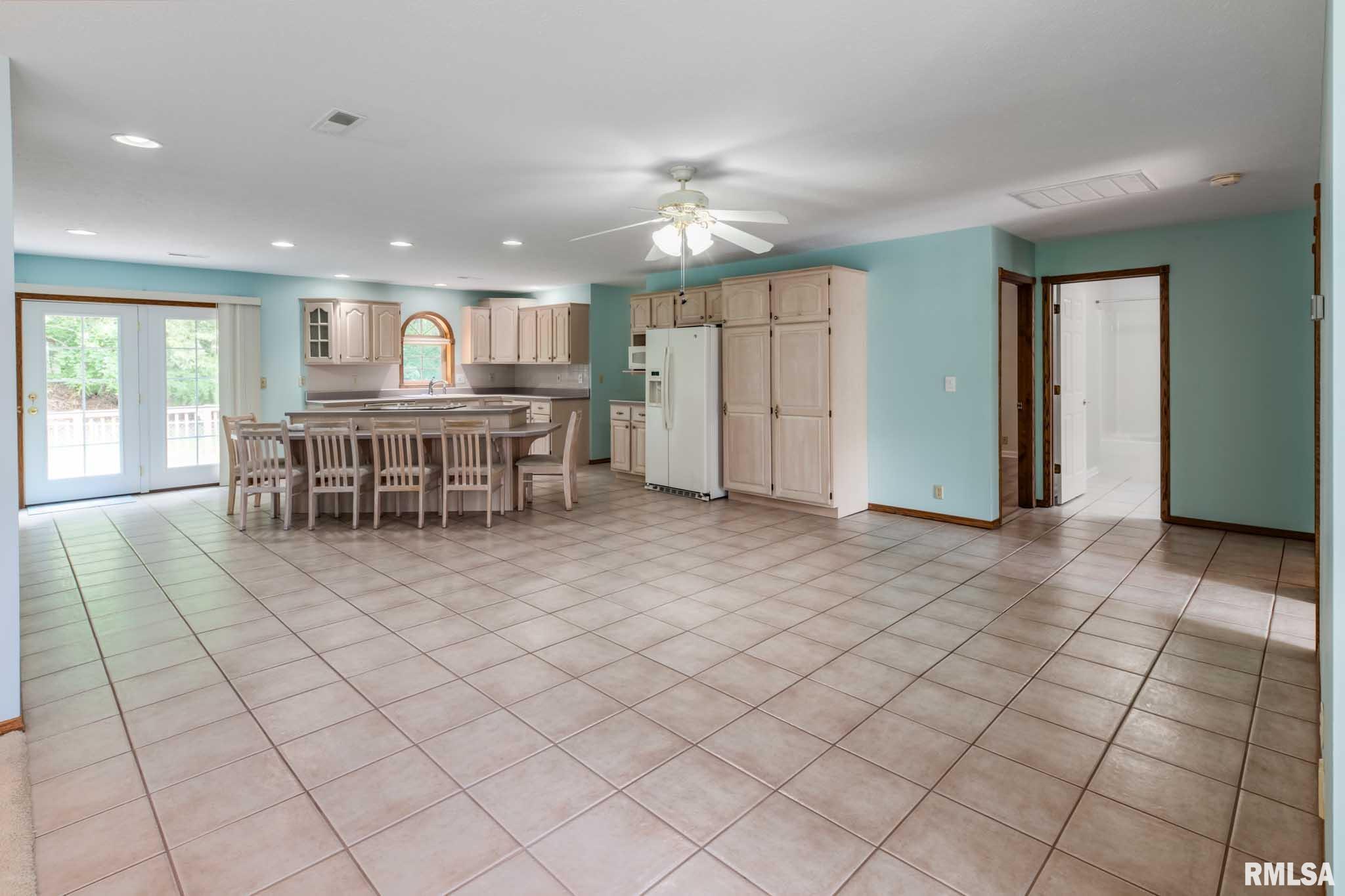 10415 Chayla Road Marion, IL 62959 - Photo 7 of 48