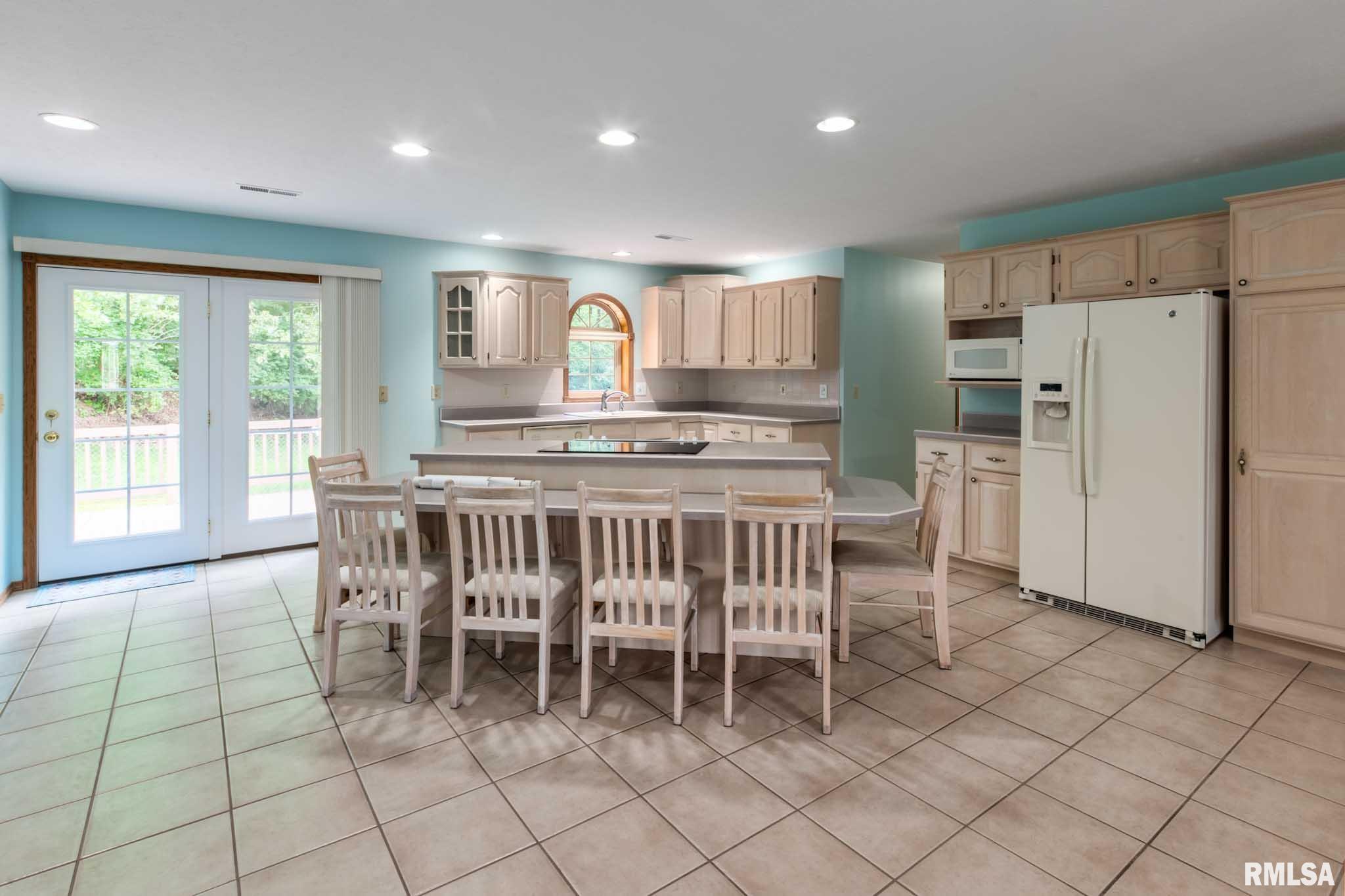 10415 Chayla Road Marion, IL 62959 - Photo 8 of 48