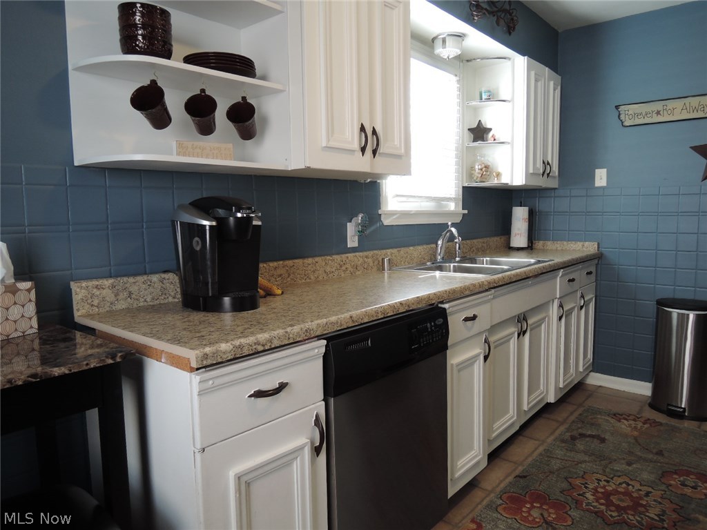 233 Shields Road Youngstown, OH 44512 - Photo 7 of 24 Gallery Image 7