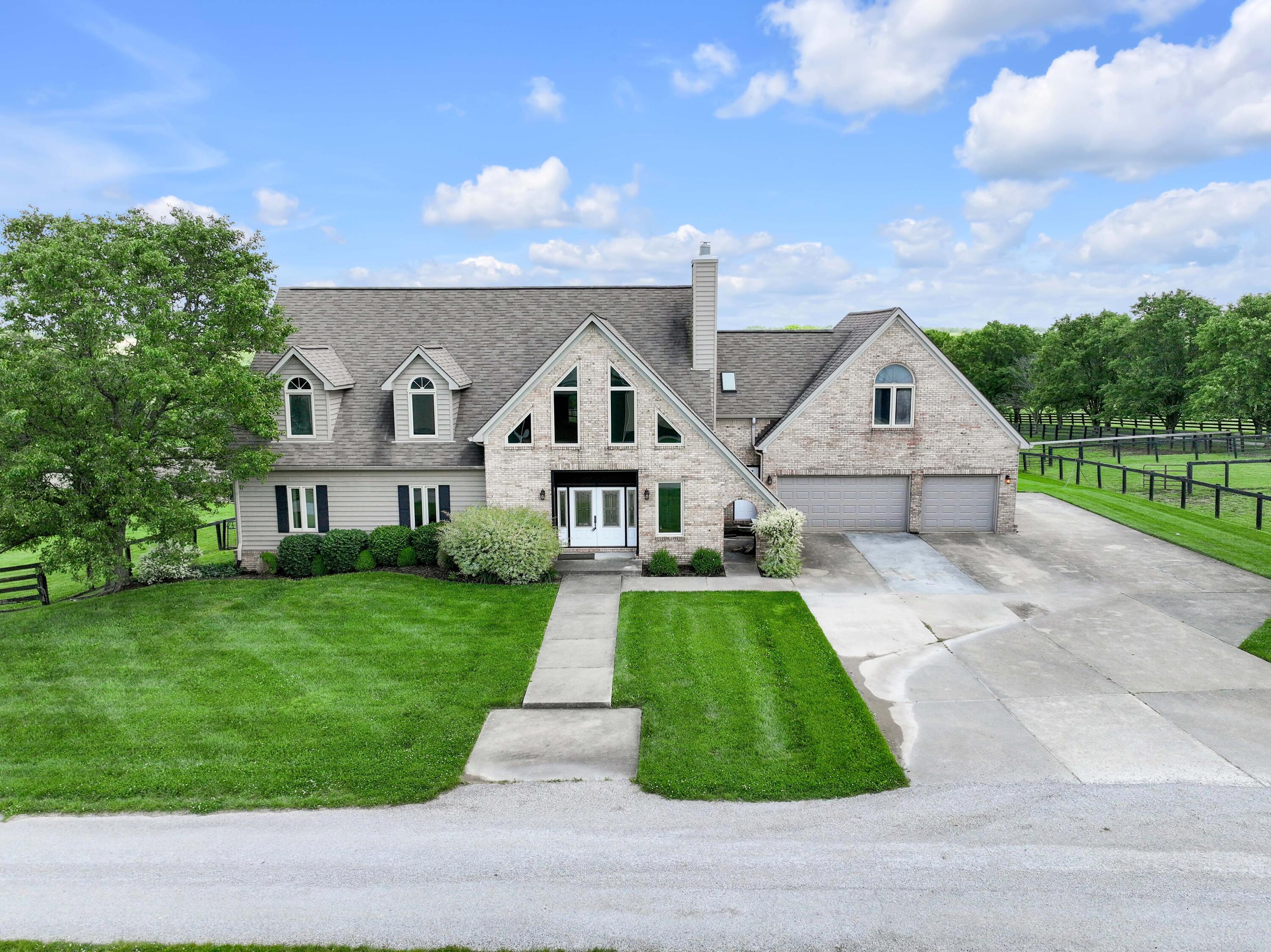 951 Galloway Road Stamping Ground, KY 40379 - Photo 2 of 90 DJI_20240516140850_0307_D