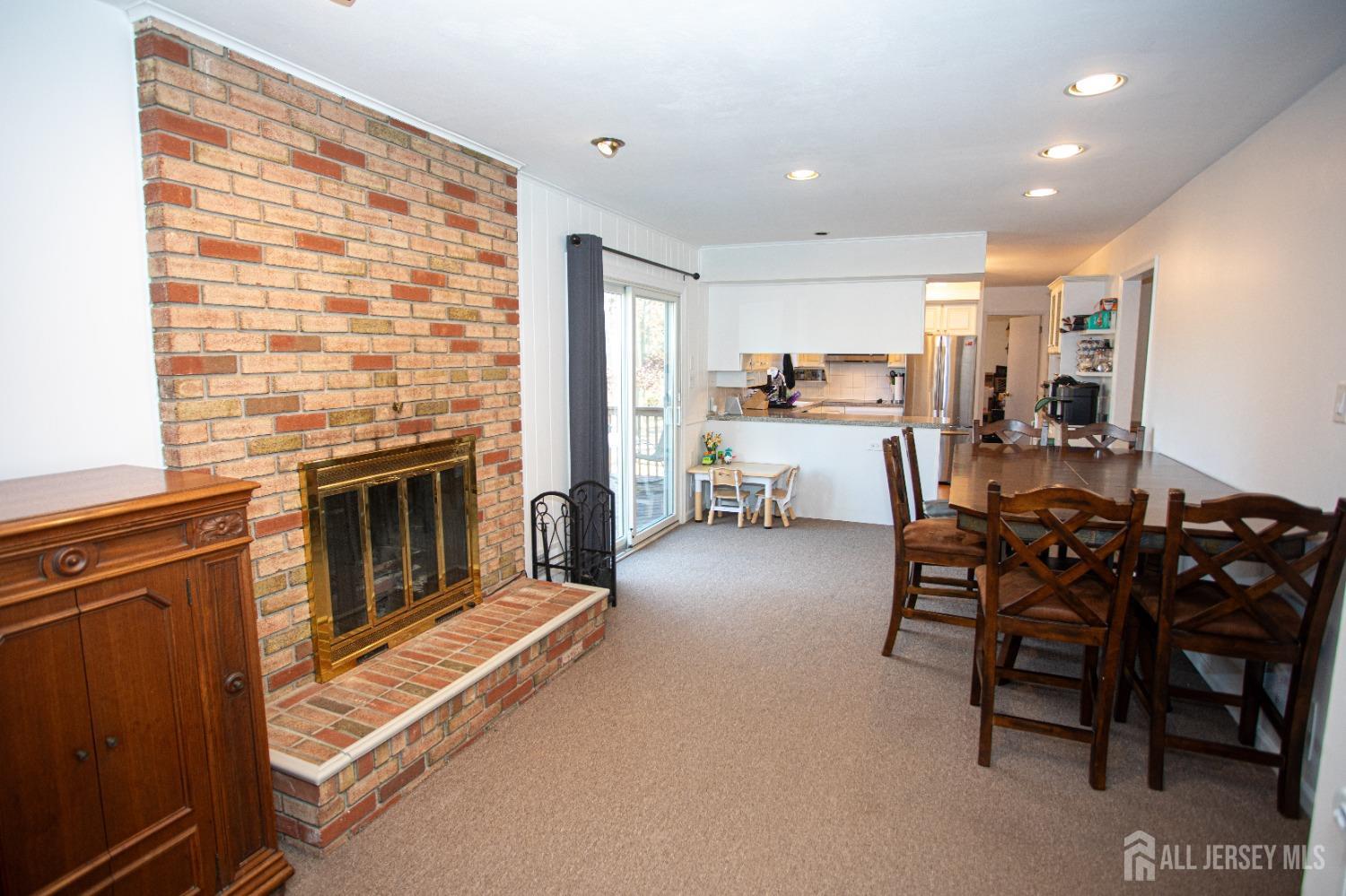 58 Lochatong Road Ewing, NJ 08628 - Photo 17 of 52 Gallery Image 17
