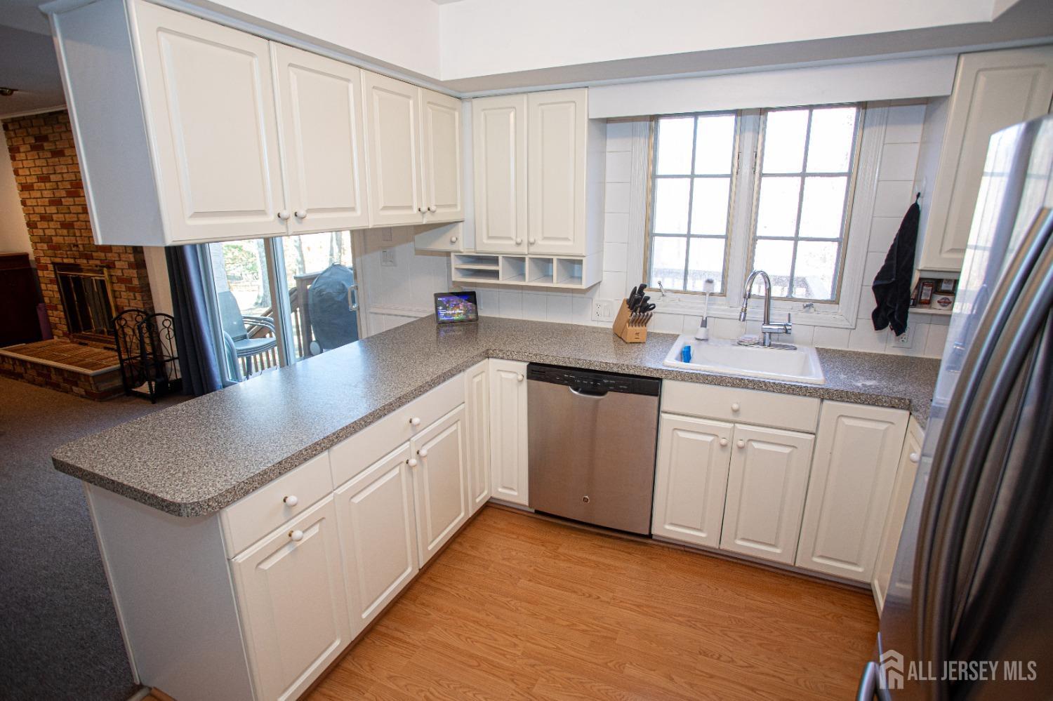 58 Lochatong Road Ewing, NJ 08628 - Photo 21 of 52 Gallery Image 21