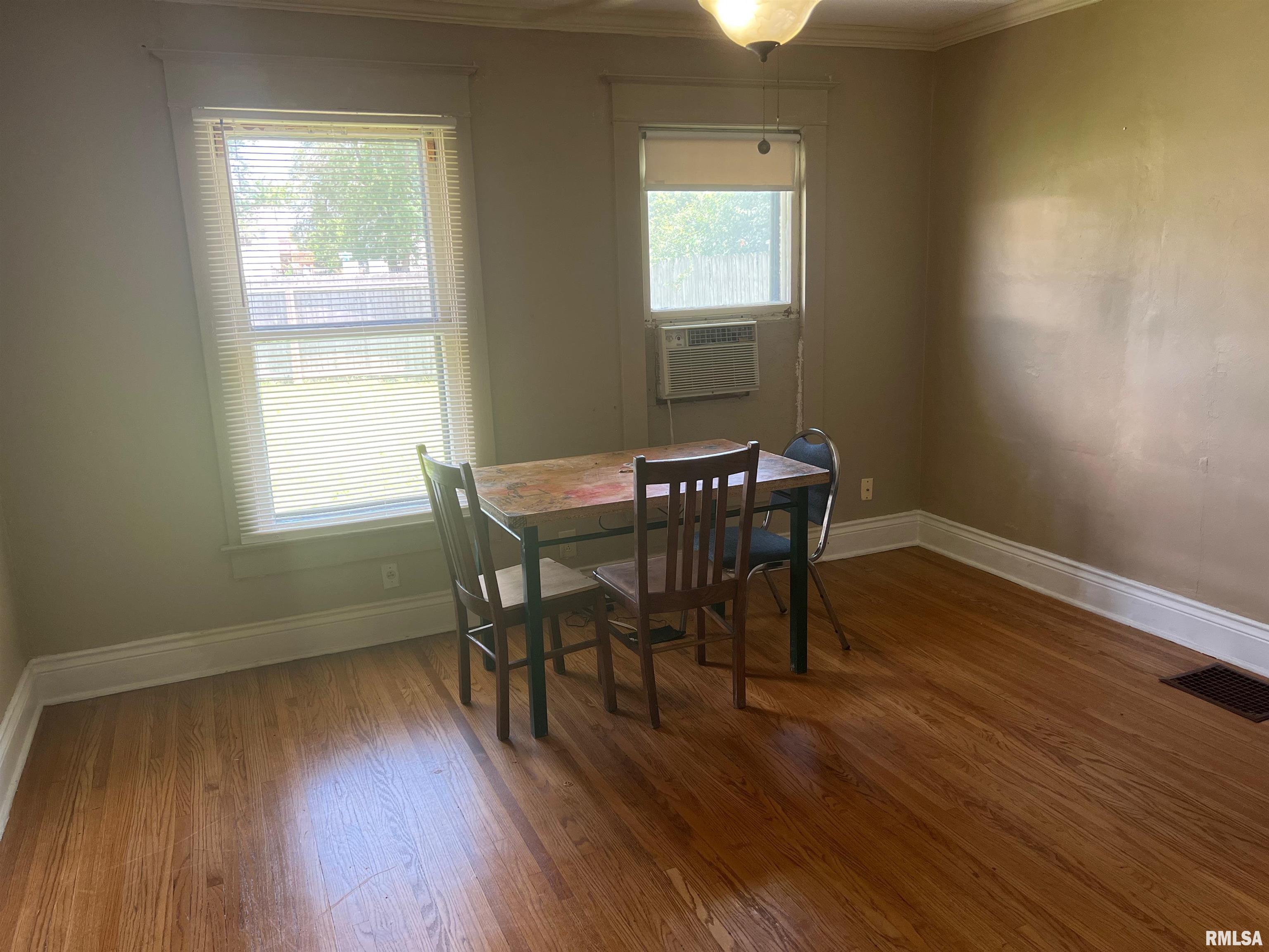 720 Eastman Avenue Springfield, IL 62702 - Photo 8 of 23
