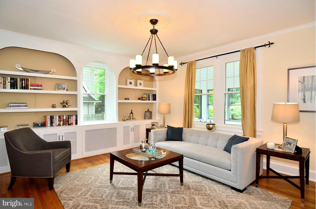 4409 River Road Northwest Washington, DC 20016 - Photo 5 of 30 Spacious