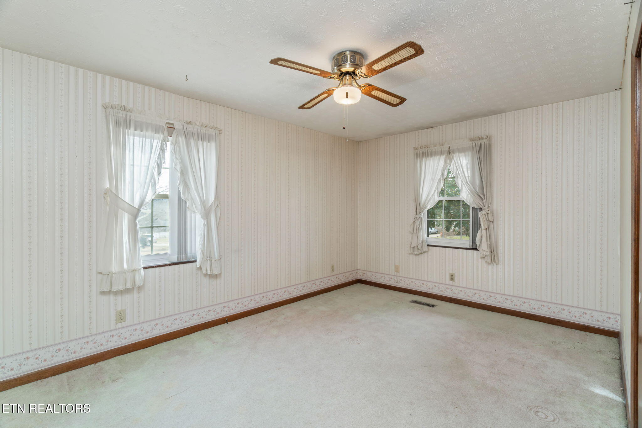 263 Mohawk Circle Seymour, TN 37865 - Photo 23 of 41 Bedroom 2