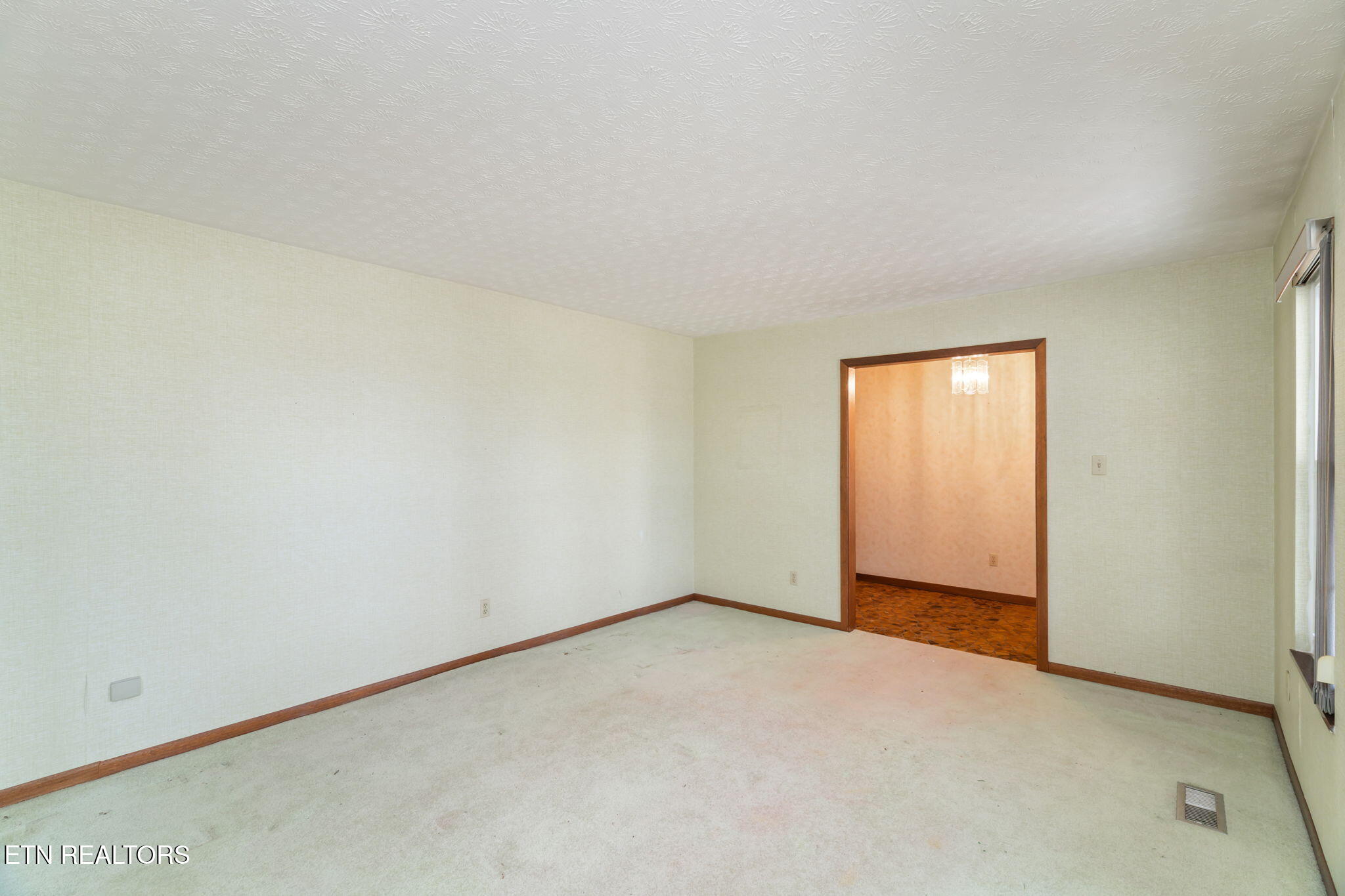 263 Mohawk Circle Seymour, TN 37865 - Photo 9 of 41 Living Room