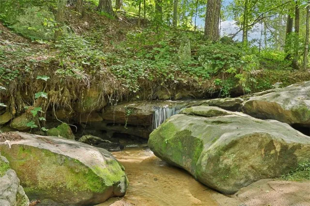 $729,000 | 250 Stagecoach Road, Oxford, GA 30054