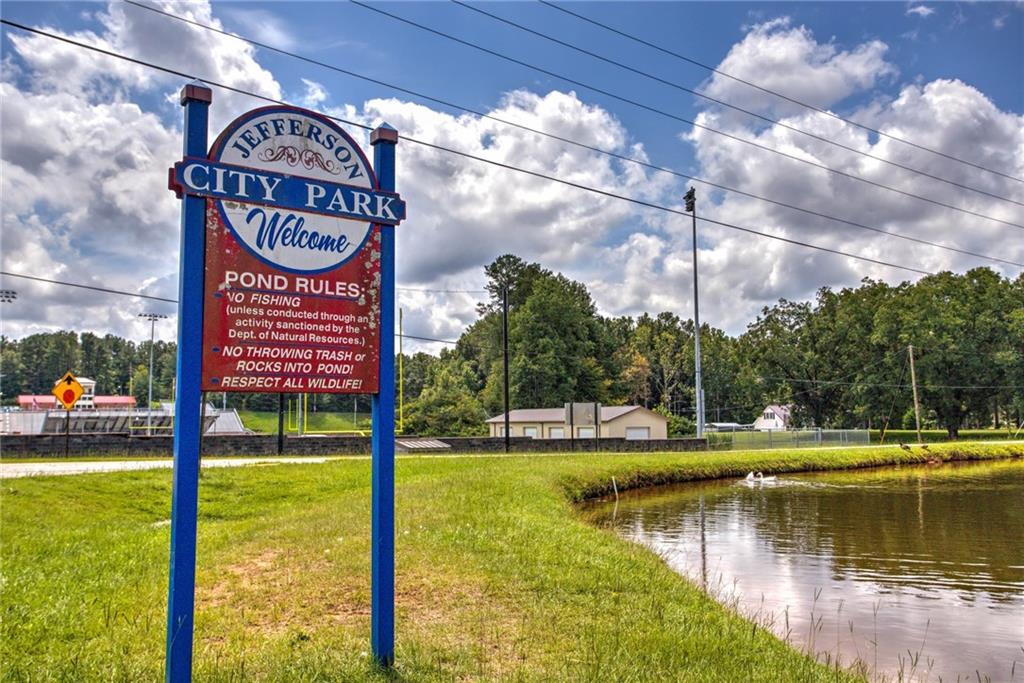 632 Madison Street Commerce, GA 30529 - Photo 17 of 18