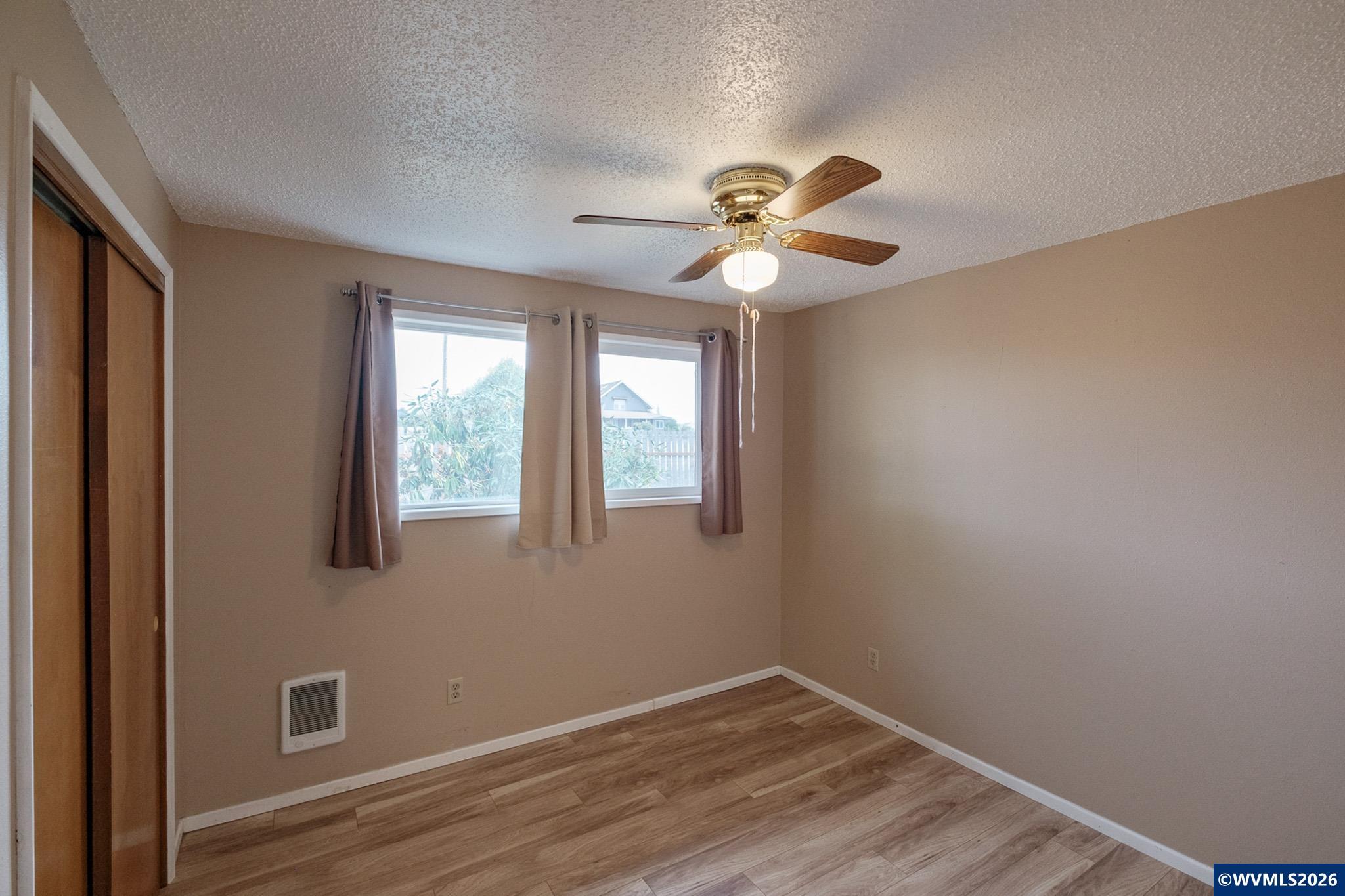 39924 Stayton Scio Road Scio, OR 97374 - Photo 23 of 32