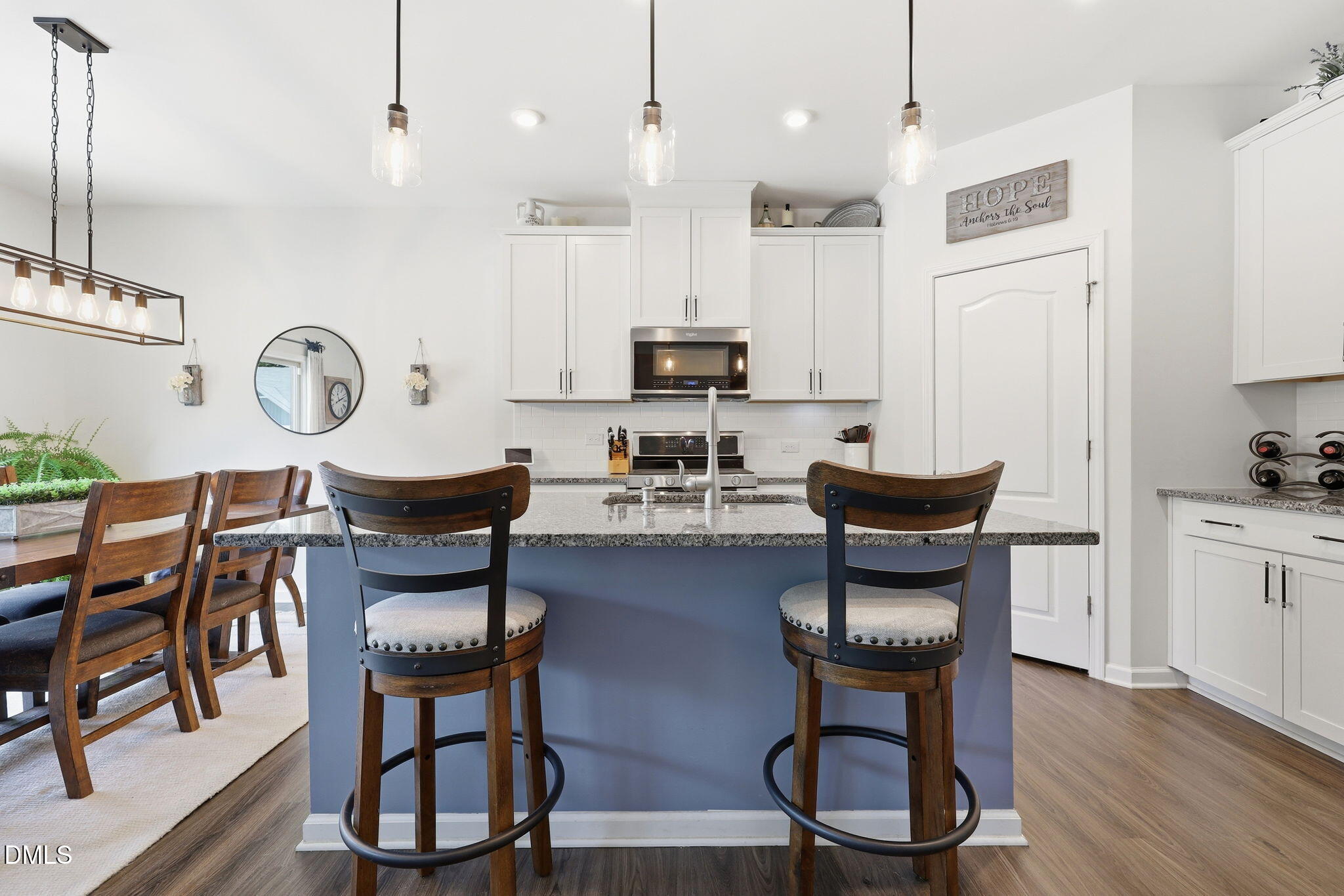 1134 Lippincott Road Durham, NC 27703 - Photo 5 of 28 1-web-or-mls-IMG_8508