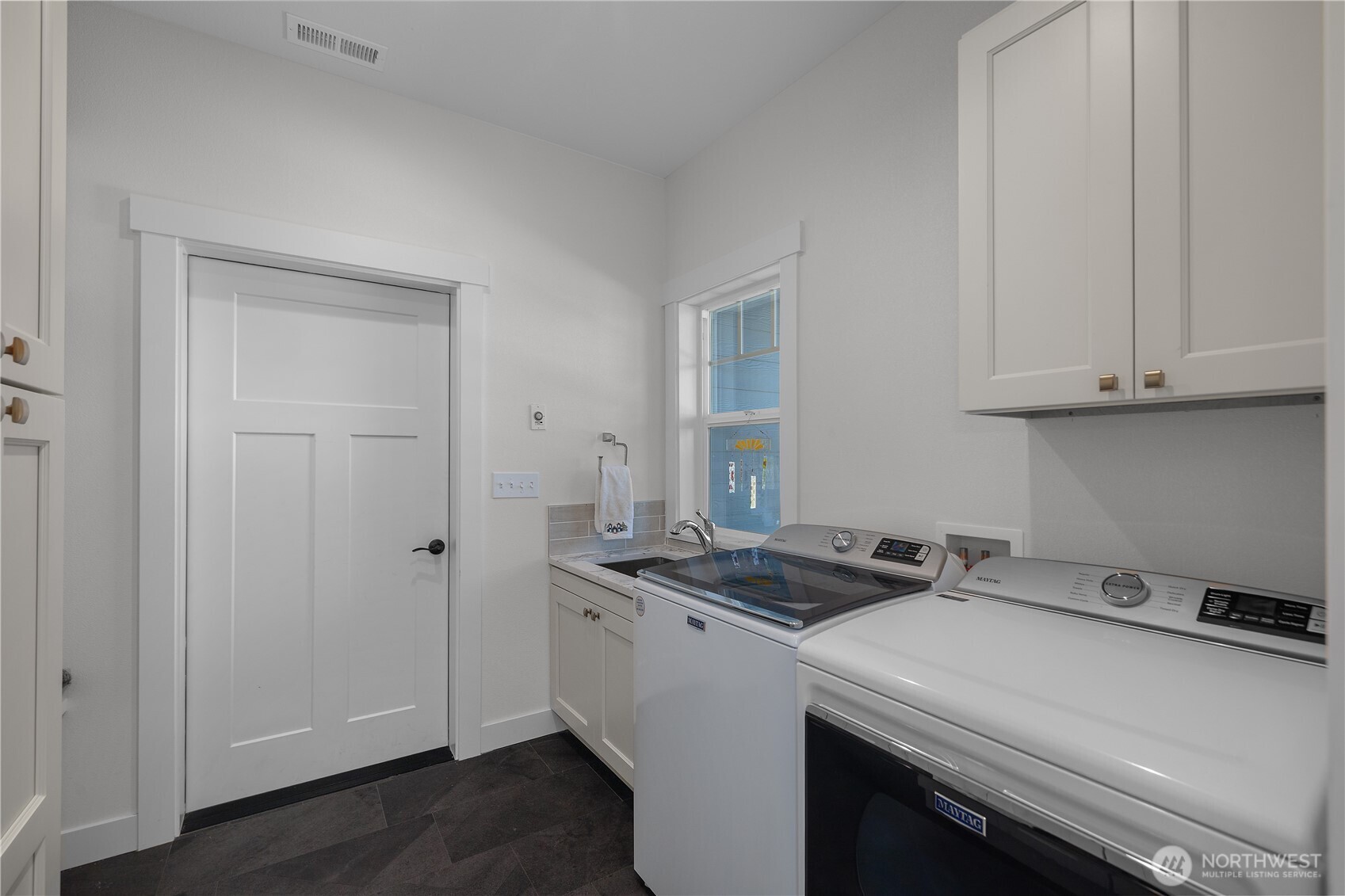 18507 Sargent Road Southwest Rochester, WA 98579 - Photo 18 of 33 Gallery Image 18