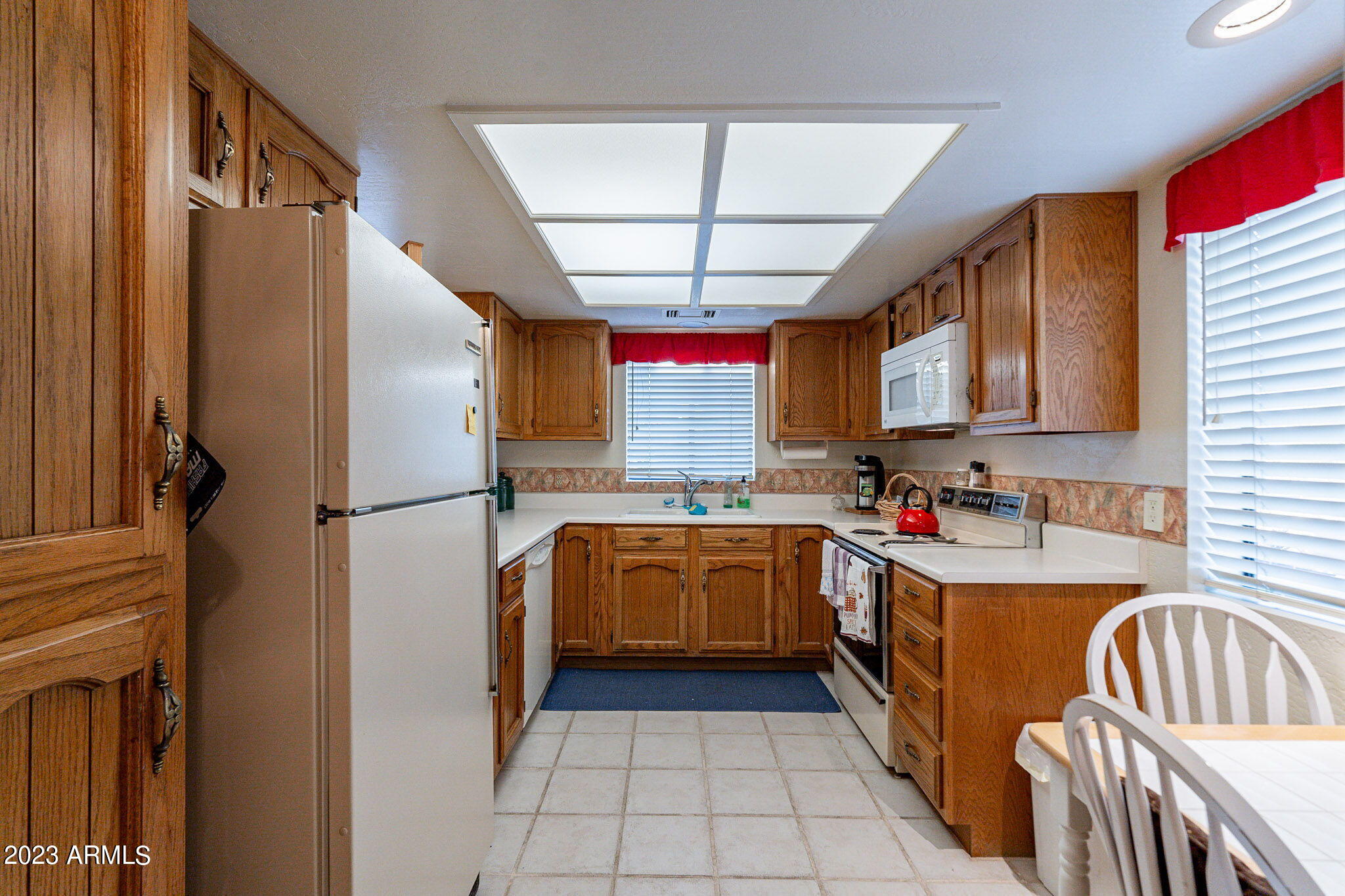 7129 East Broadway Road, Unit 68 Mesa, AZ 85208 - Photo 8 of 29 Kitchen